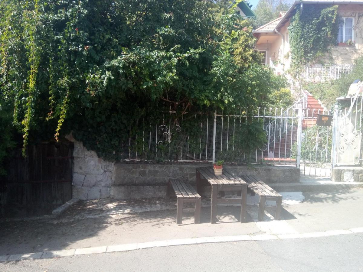 V4 Kilatoterasz Apartmanok Foeldszint ناغيماروس المظهر الخارجي الصورة